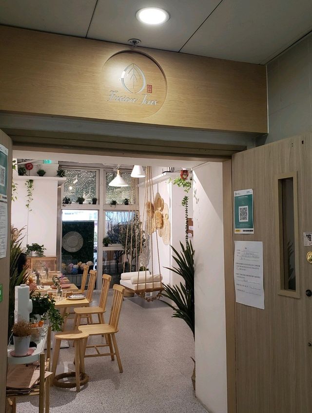 觀塘必食玫瑰瀑布蛋糕