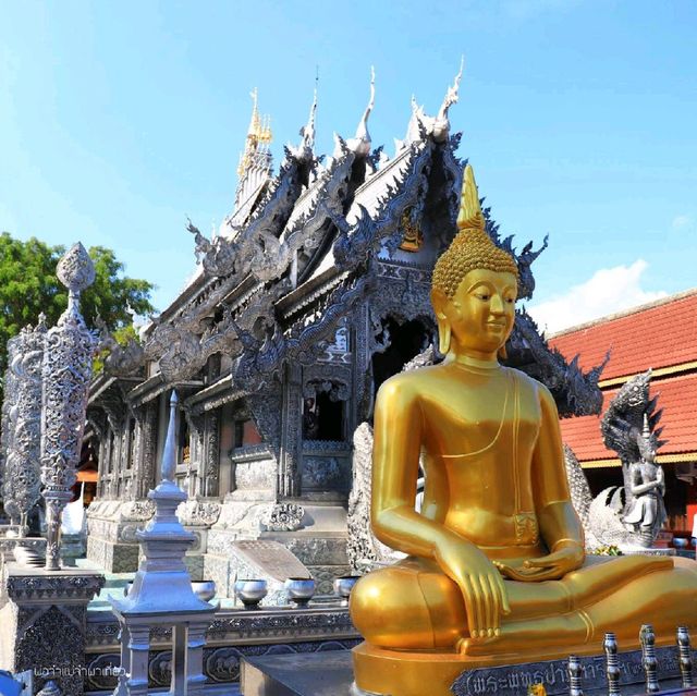 วัดศรีสุพรรณ เชียงใหม่ 
อุโบสถเงินแห่งแรกของ