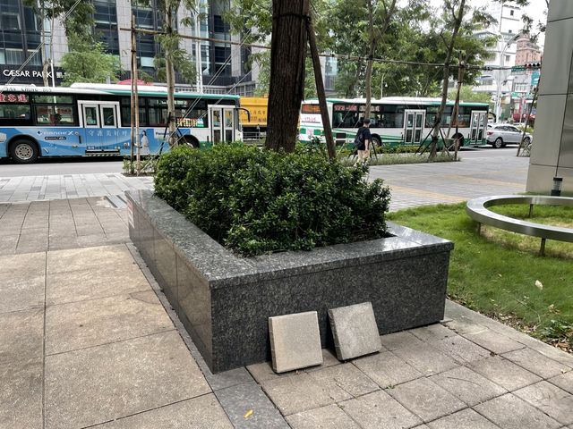 電力公園 在大樓中的公園很酷很好拍