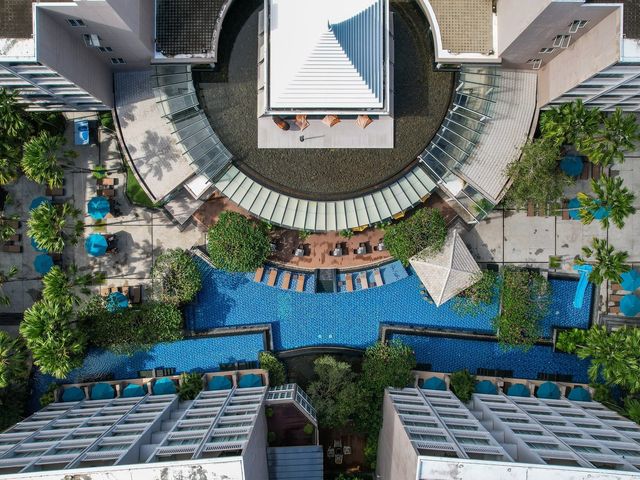 Grand mercure patong ที่พักสุดเลิศใจกลางป่าตอง💚