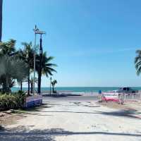 Beautiful Modern Cafe with Beach View in Bangsaen 🏝️