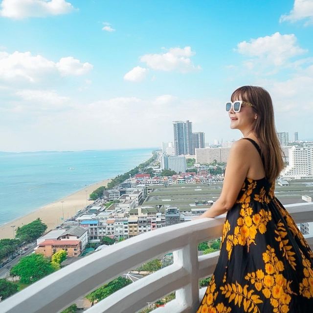 โรงแรมริมทะเล จอมเทียน พัทยา