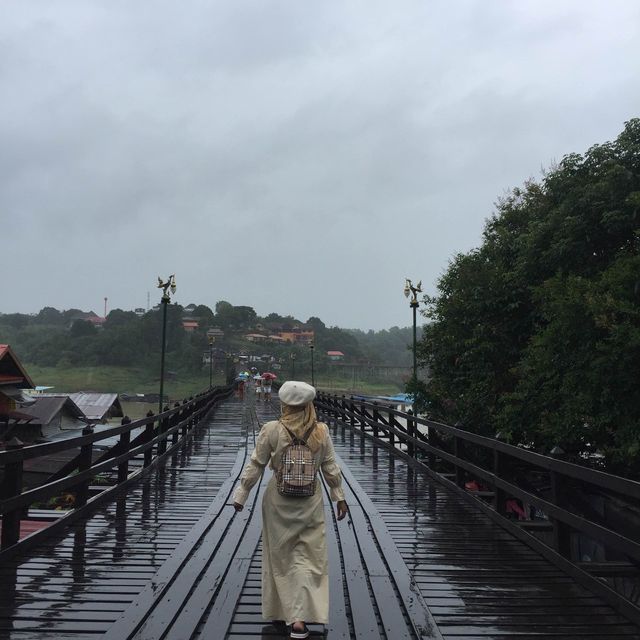 สะพานมอญ สังขละบุรี กาญจนบุรี