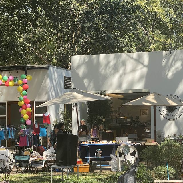 near CMU cafe hub local flee market 