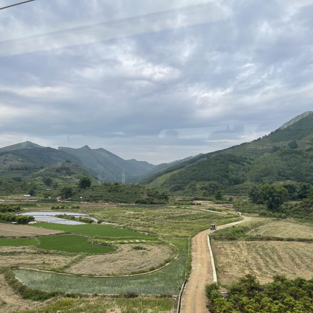 BASK IN CALM AND SERENITY AT PINGGUO