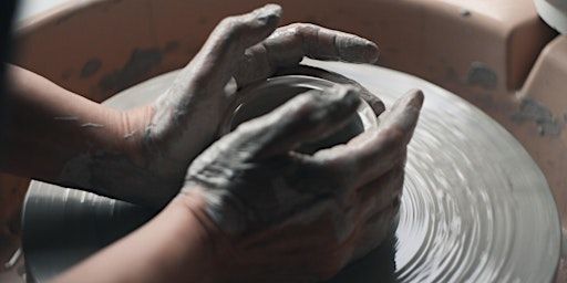Intro to Throwing Thursday Eve 6 Weeks Brixton | Earthworks Ceramics Studios