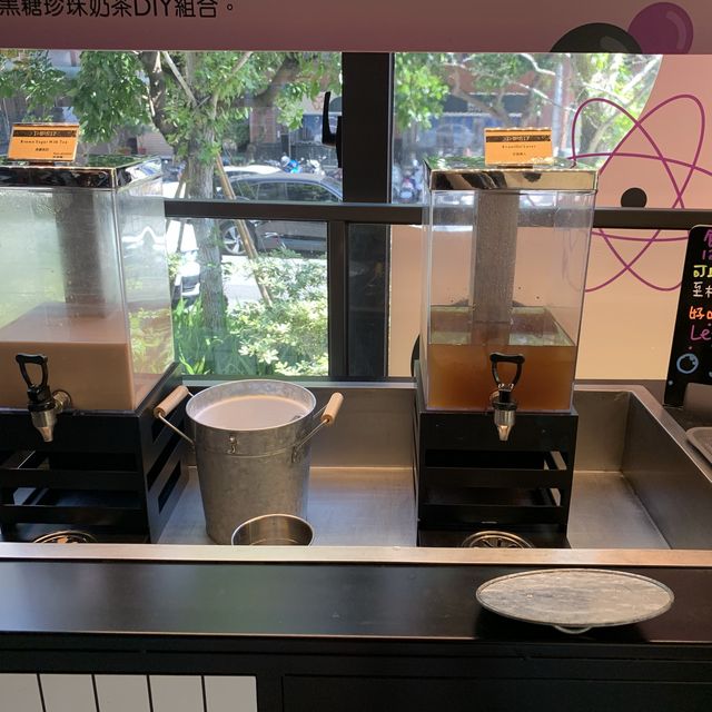 台中潮飯店