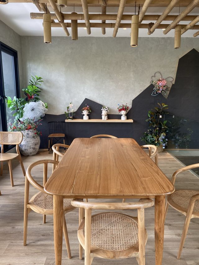 Roasi coffee ☕️🍰🧁