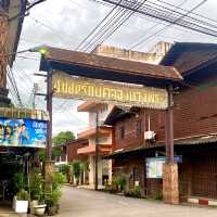 ขี่มอเตอร์ไซค์ถ่ายรูป|ชุมชนคลองบางพระ|ตราด