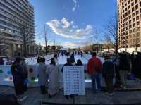 東京・丸の内『行幸通り』に現れたスケートリンク『Marunouchi Street Rink』