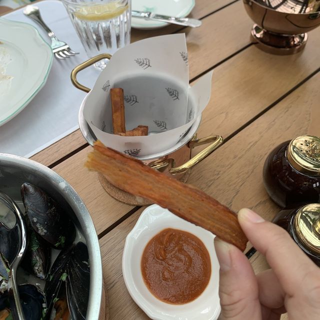 Brasserie Palmier อาหารฝรั่งเศส ริมน้ำเจ้าพระยา