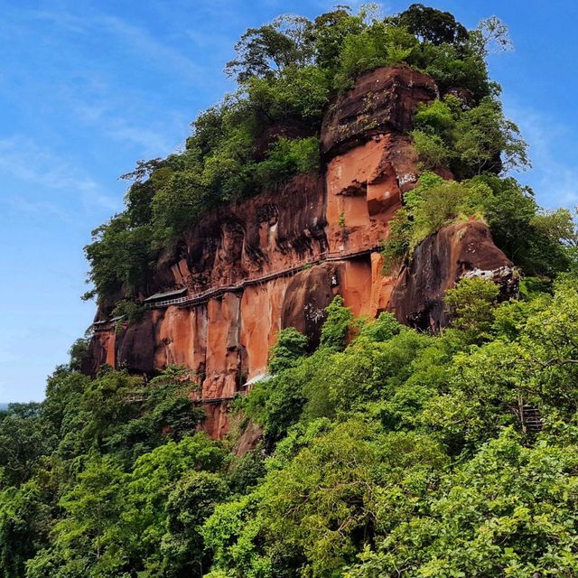 วัดภูทอก ชมวิว360 องศา บนยอดเขา จ.บึงกาฬ