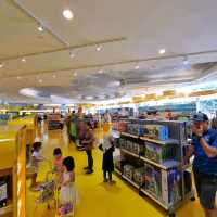 The LEGOLAND BIG Toyshop(Photo Ed)