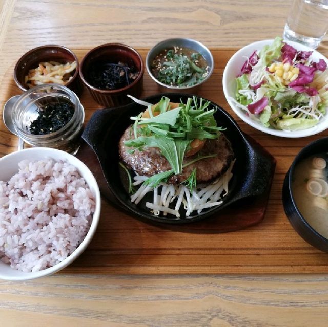 [福岡市]天神近く🍽️定食ランチがおすすめ😋の「Rejoyce」