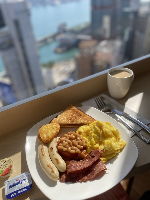 享受維港景色 房內慢慢嘆早餐🥣
