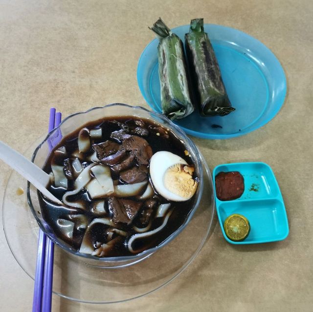 Aik Seng Cafe, Traditional breakfast Kopitiam