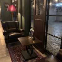 📍曼谷2022新酒店。The Coach Boutique Hotel Sukhumvit 14。
