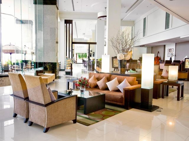 ที่พักโรงแรม ใจกลางเมืองศรีราชา ชลบุรี