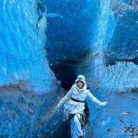 Hang Động Băng xứ Iceland