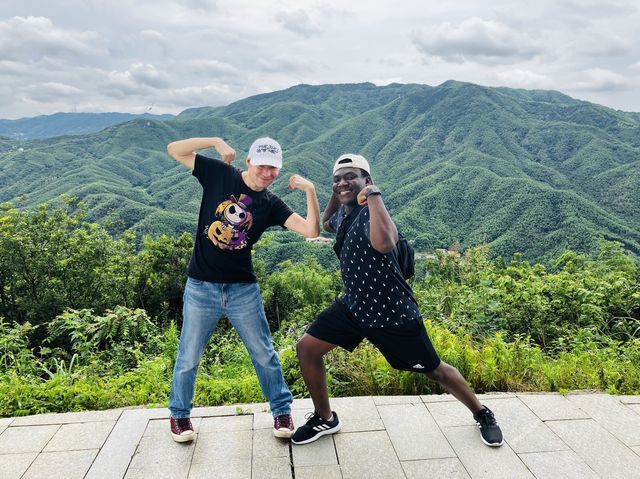 Did someone say hiking??? Let’s go!