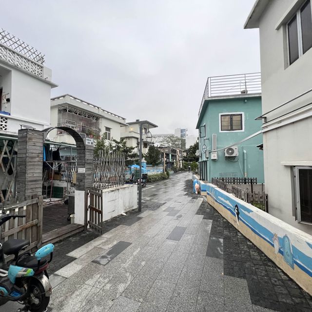 充滿藝術氣氛的海濱小鎮