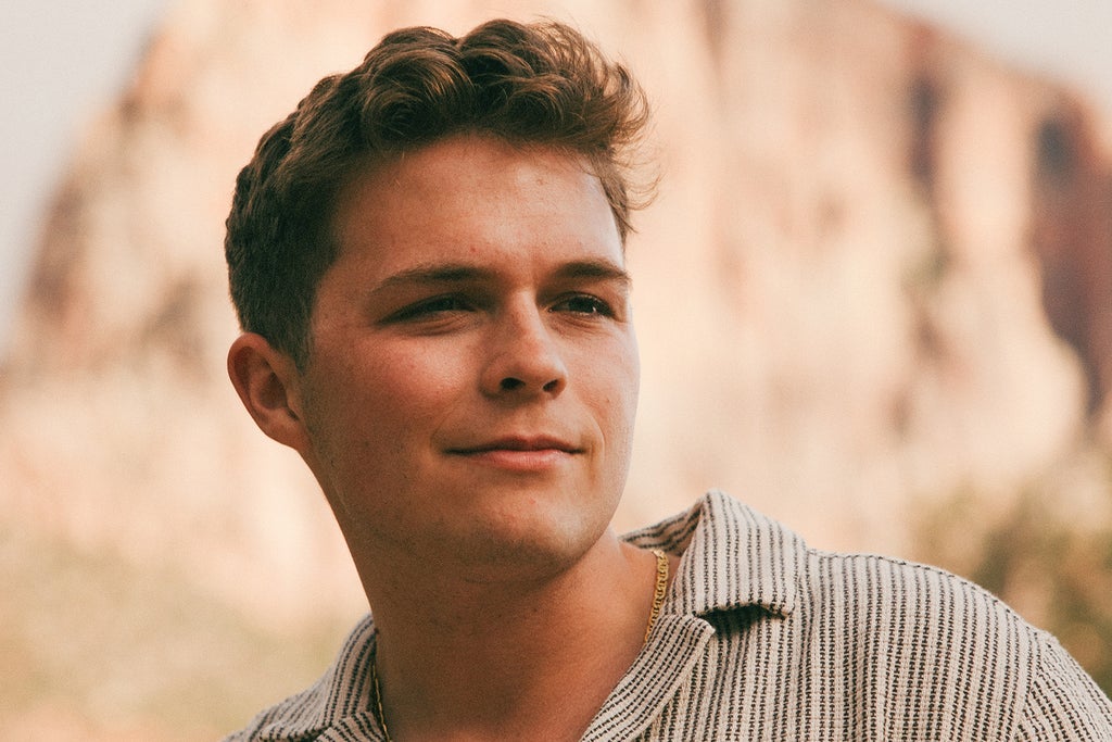 Josiah Queen - The Mt. Zion Tour (Chicago) | Byline Bank Aragon Ballroom