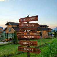 Rustic Market Trawas