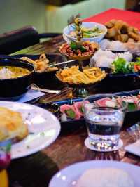 ดีบุก้า Dibuka Cafe&Restaurant
