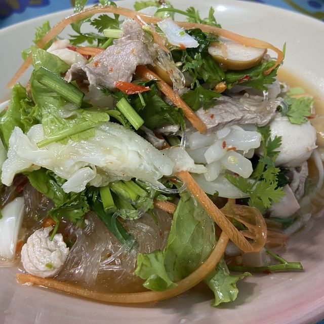 เรื่องของในครก “ส้มตำรสแซ่บ”