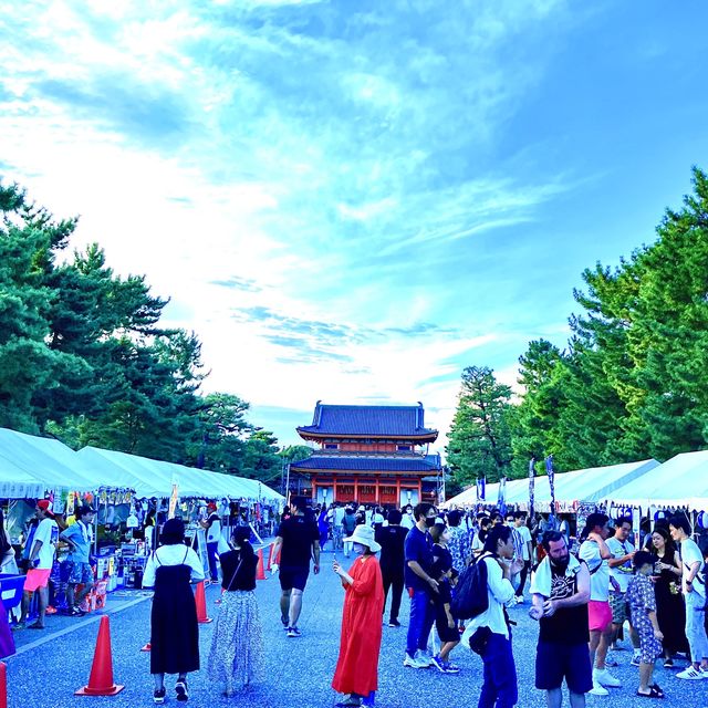 【京都】平安神宮でのスカイランタン