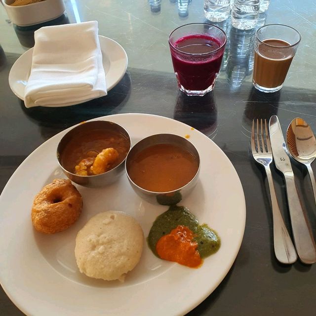 Momo Cafe at Courtyard Marriott Ahmedabad