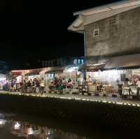 ตลาดคลองแม่ข่า เชียงใหม่ 