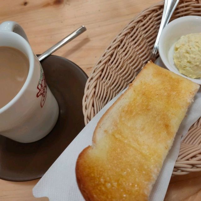 客美多咖啡 Komeda‘s coffee小巨蛋店