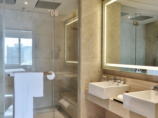 Marriott Tang Plaza Hotel, Singapore