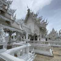 Wat Rong Kuhn - White Temple, Thailand 
