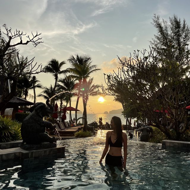 Catching Sunsets by the Pool | #Krabi 🇹🇭