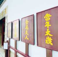 灣仔古蹟遊｜入廟拜神