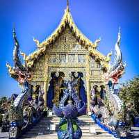 วัดร่องเสือเต้น เชียงราย วัดสีน้ำเงิน