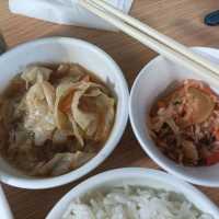 松山區銀魚泰國料理，平價好選擇
