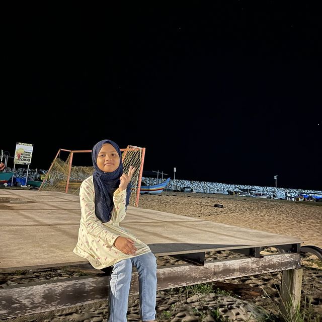 pantai gong badak