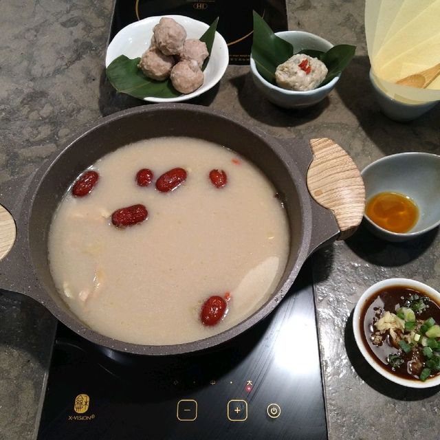 新北板橋超有質感的丹生炊事火鍋店