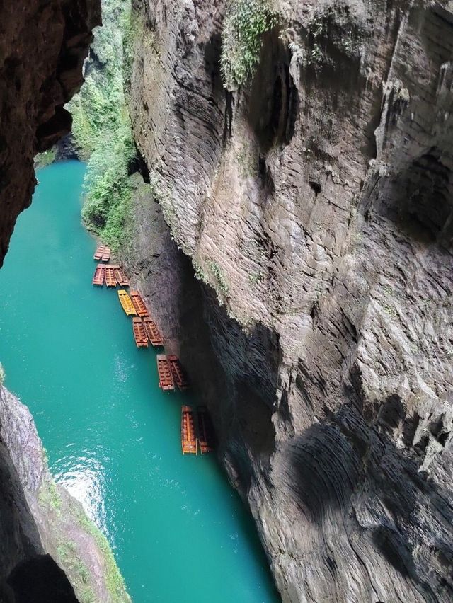 Want to go to Pingshan with the person you like to see the Love Gorge.