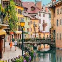MORNING STROLL in the Old Town Of Annecy