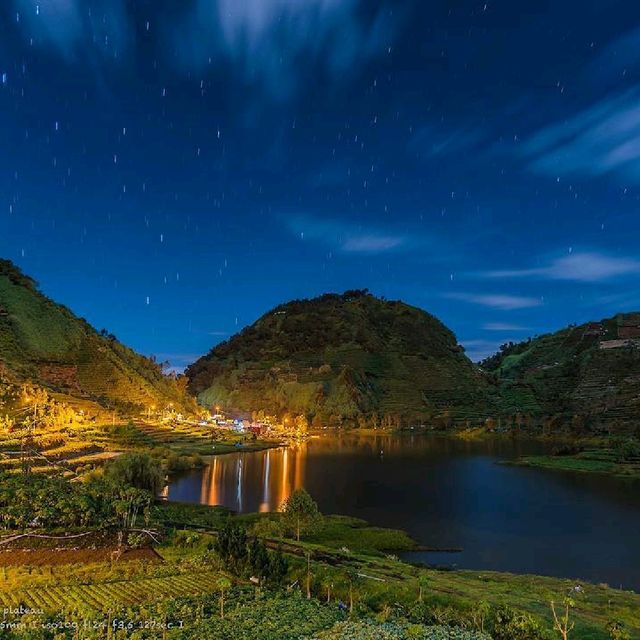 CEBONG LAKE : DIENG