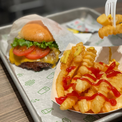 Shake Shack 大丸心斎橋店 美味しいハンバーガー Trip Com 大阪の旅のブログ