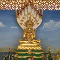 วัดสุวรรณคีรีวงก์ วัดงามริมเขา