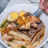 หมูกรอบหนังระเบิดเจ้าเด็ดเจ้าดัง
