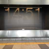 大阪駅　水の時計
