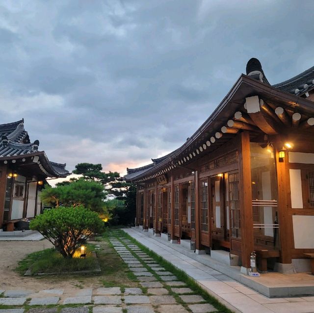 경주 여행 중 들려보면 좋을 감성 한옥 숙소 황남관