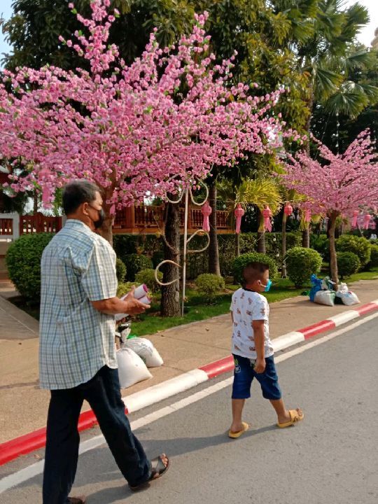 ไหว้หลวงพ่อรวย@วัดตะโก